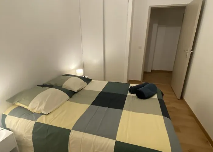 Royat : Superbe Appartement En Face Des Thermes